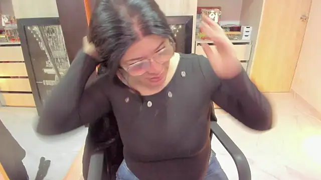 BellaFlaming online show from 30, 7, 2026
