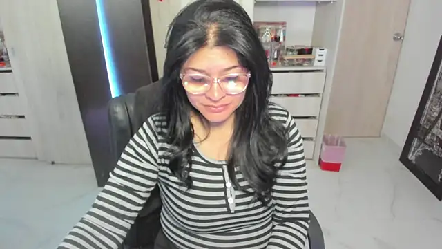 BellaFlaming online show from 31, 7, 2026