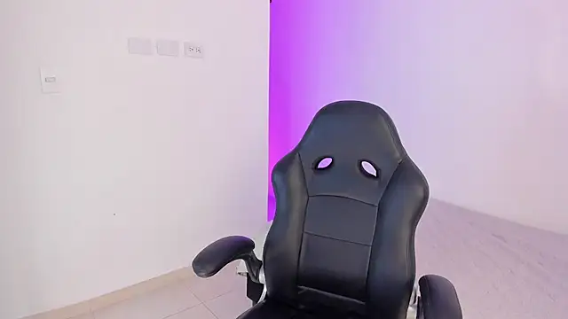 AnitaHaywood  online show from 28, 11, 2025