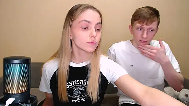 juliaanddima online show from 7, 2, 2026