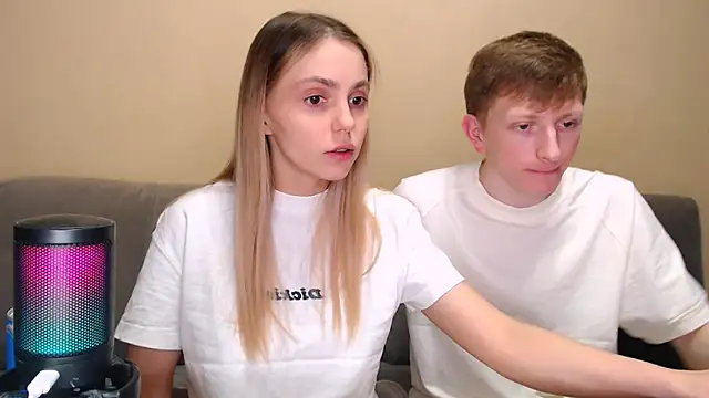 juliaanddima online show from 16, 2, 2026