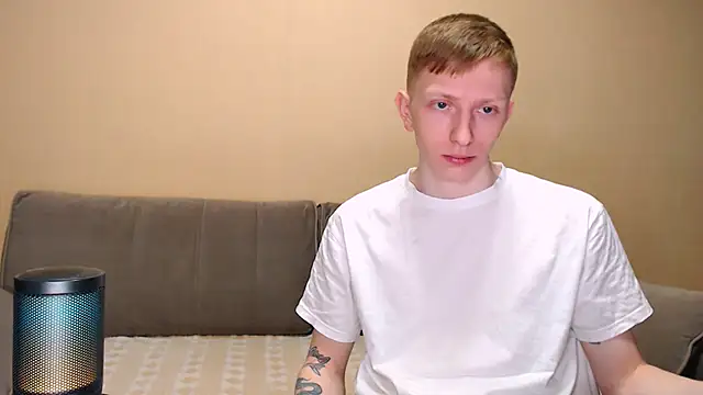 juliaanddima online show from 10, 3, 2026