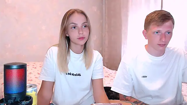juliaanddima online show from 13, 7, 2026