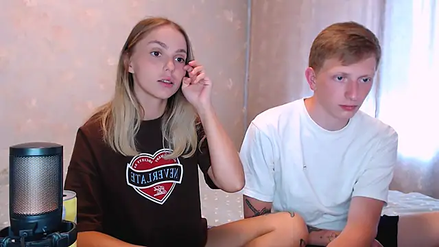juliaanddima online show from 31, 7, 2026