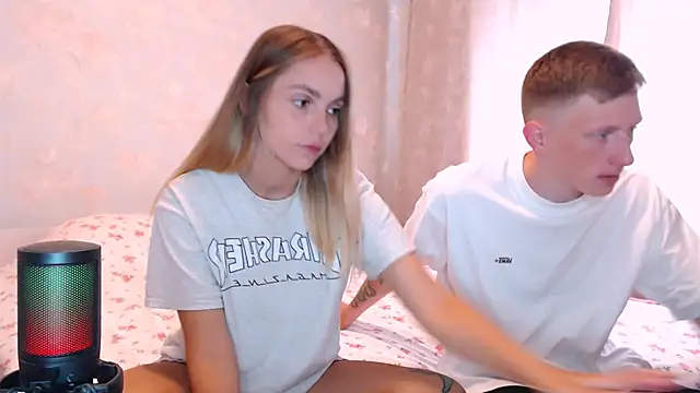 juliaanddima online show from 7, 8, 2026