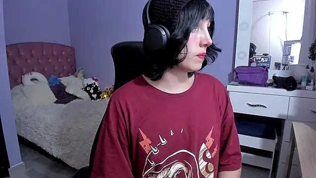 Snapshot of Room312_ chatting on 13, 12, 2024 Room312 online show from 13, 12, 2024