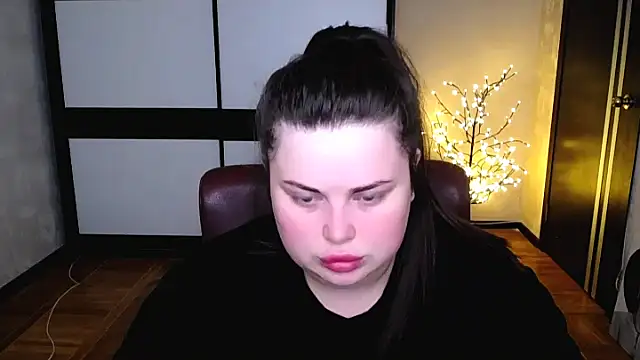 Emily Mo online show from 3, 7, 2026