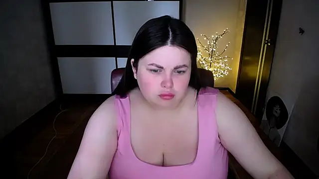 Emily Mo online show from 9, 7, 2026