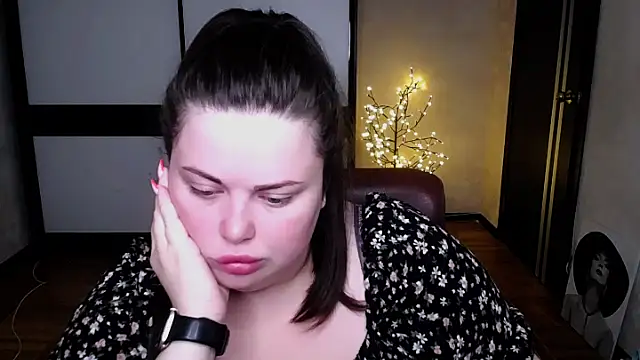Emily Mo online show from 15, 7, 2026