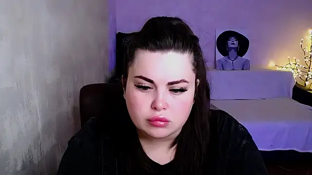 Emily Mo online show from 26, 7, 2026