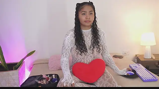 Anais aradia online show from 21, 7, 2026