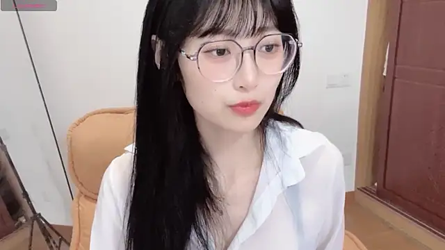 4uoki online show from 18, 10, 2025