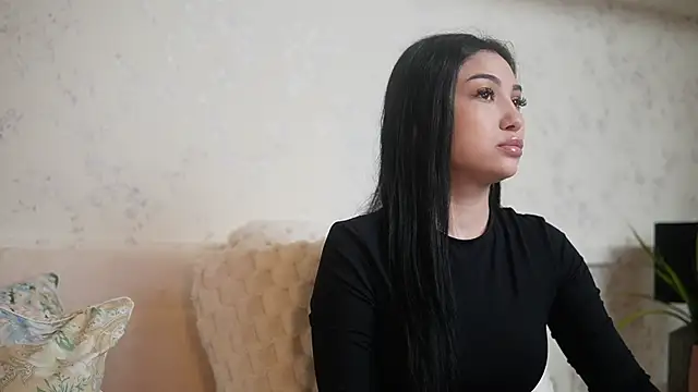 AmyKaiya online show from 28, 4, 2026
