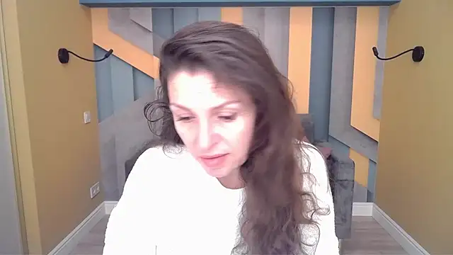 EllaLong online show from 7, 2, 2026