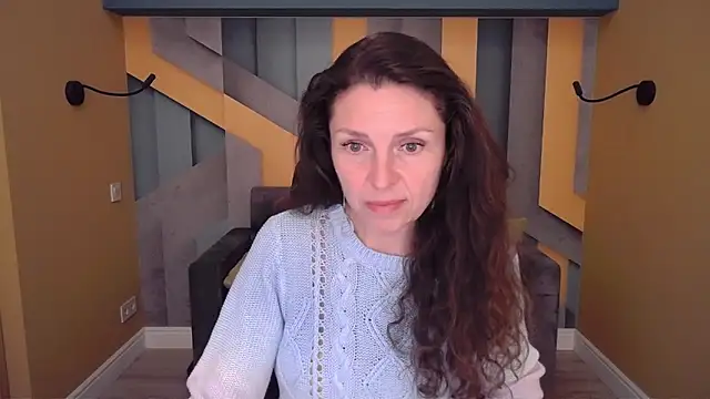 EllaLong online show from 29, 4, 2026