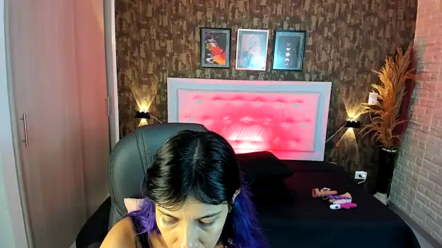 kitty  horny online show from 6, 2, 2025