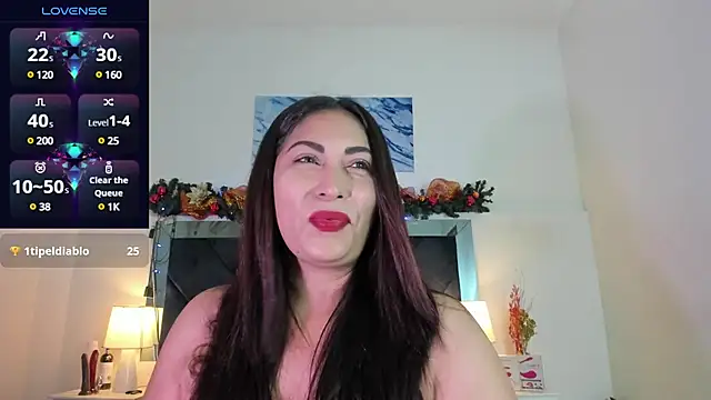 Snapshot of Lauralove_69 chatting on 21, 12, 2024 Lauralove 69 online show from 21, 12, 2024