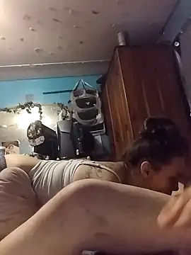 Thicknjuicy1986 online show from 8, 10, 2025