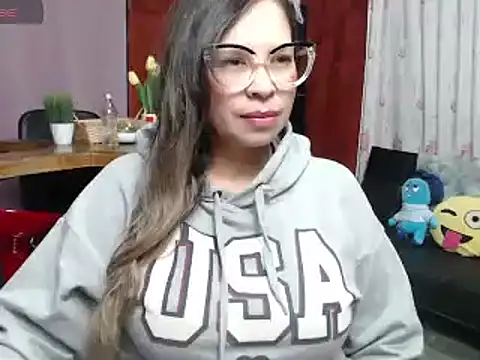 jademoomsm online show from 6, 2, 2026