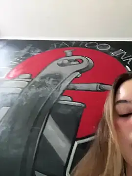 Sarah millerr  online show from 26, 6, 2026
