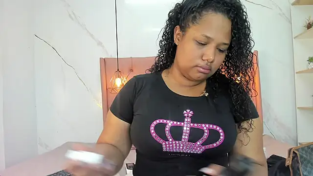 Belle Brunette online show from 22, 6, 2026