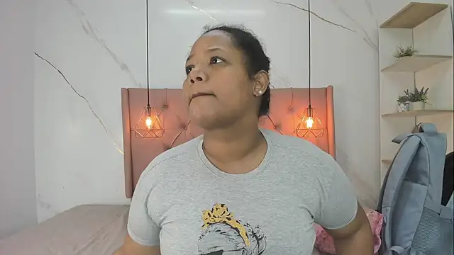 Belle Brunette online show from 7, 7, 2026