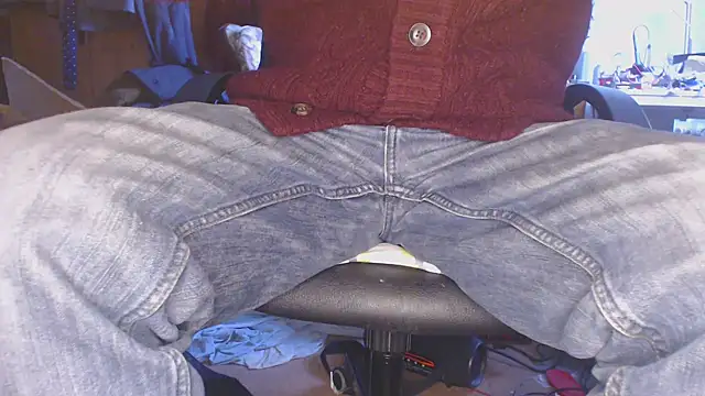 Snapshot of cullender@xh chatting on 2, 12, 2024 cullenderxh online show from 2, 12, 2024