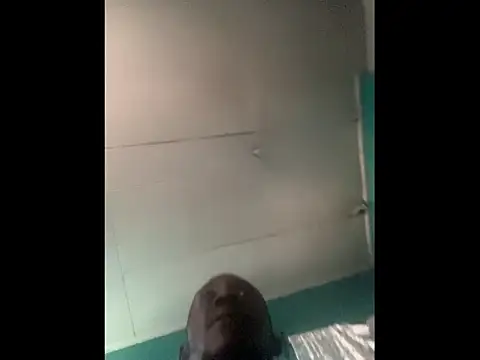 De maskedcouple online show from 14, 12, 2025