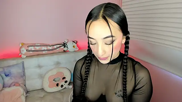 tinysara online show from 30, 4, 2026