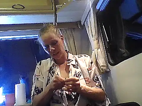 Snapshot of WildScorpio86 chatting on 20, 12, 2025 WildScorpio86 online show from 20, 12, 2025