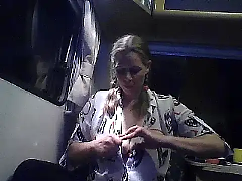 Snapshot of WildScorpio86 chatting on 22, 12, 2025 WildScorpio86 online show from 22, 12, 2025