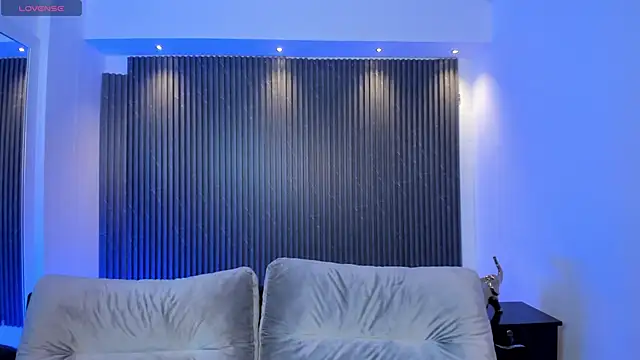 charlottewhitte online show from 1, 12, 2025