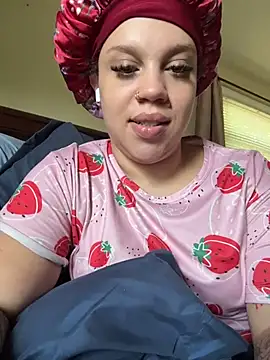Snapshot of QueenNuttCollector chatting on 26, 7, 2026 QueenNuttCollector online show from 26, 7, 2026