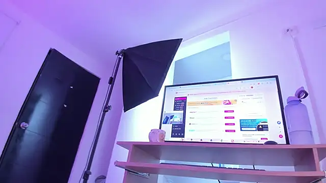 izaro22 online show from 26, 9, 2025