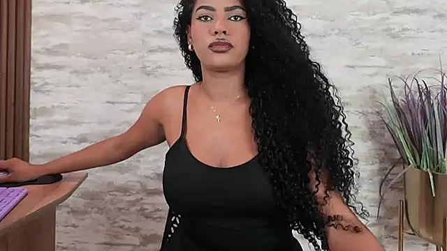 HOTBLACKANDWHITE2 online show from 22, 7, 2026