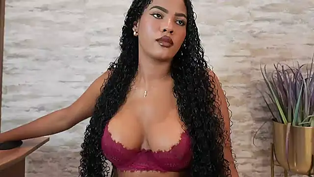 HOTBLACKANDWHITE2 online show from 29, 7, 2026