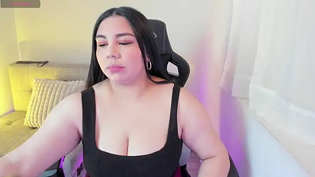 ambar-wells online show from 11, 7, 2026