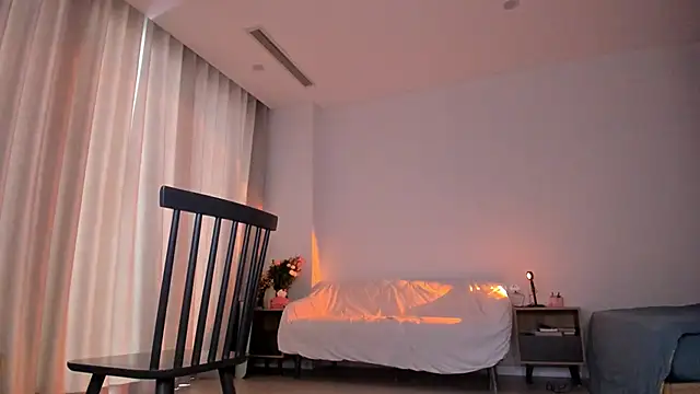 kawaii mia online show from 3, 1, 2025