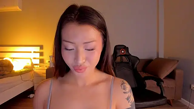 kawaii mia online show from 20, 3, 2025