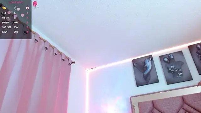 Snapshot of Angely_18 chatting on 6, 1, 2025 Angely 18 online show from 6, 1, 2025