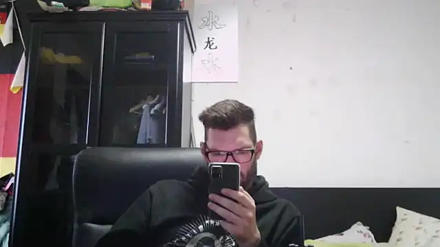 Die-geile-Sau online show from 20, 4, 2026