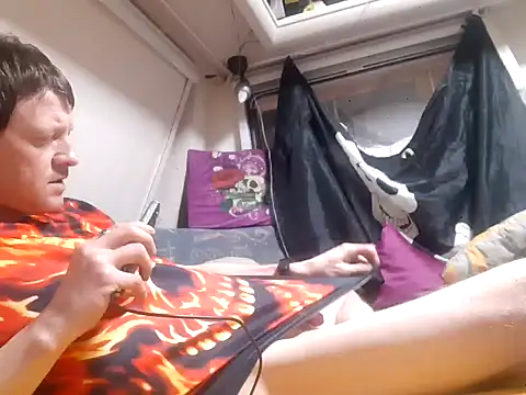 Snapshot of Ebinator666 chatting on 4, 1, 2025 Ebinator666 online show from 4, 1, 2025