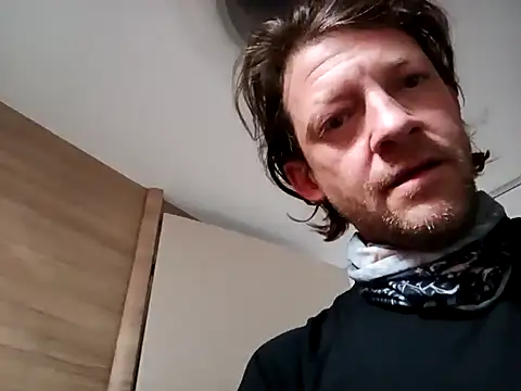 Snapshot of Ebinator666 chatting on 19, 10, 2025 Ebinator666 online show from 19, 10, 2025