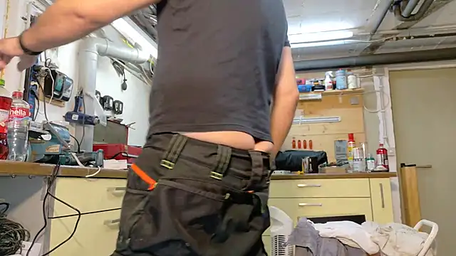 Nikeyone2 online show from 16, 3, 2026