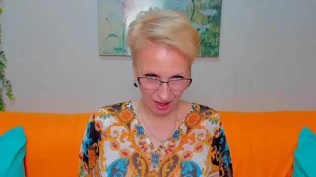 iamyourdream89 online show from 18, 5, 2026