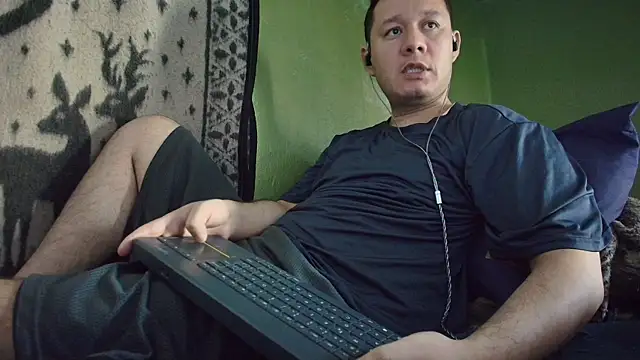 sweet cock28 online show from 28, 4, 2026