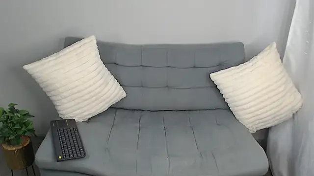 Amber Etan online show from 29, 6, 2026