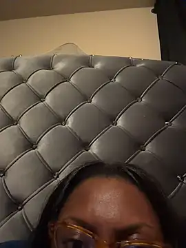 Snapshot of TrueeFantasee chatting on 26, 10, 2025 TrueeFantasee online show from 26, 10, 2025