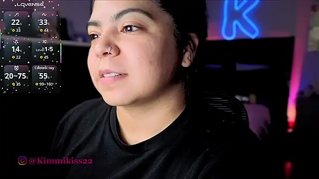 Snapshot of kimmiakiss22 chatting on 2, 8, 2026 kimmiakiss22 online show from 2, 8, 2026