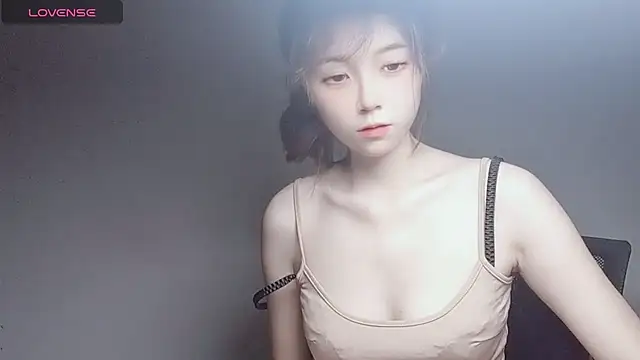 Snapshot of VaerySaenz chatting on 20, 12, 2024 VaerySaenz online show from 20, 12, 2024